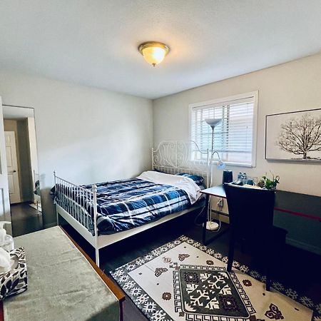 Airport Cozy Room 舒适小屋 Vancouver, Richmond,Near Yvr Exterior foto